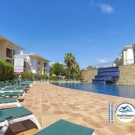 Homes With Huge Ocean View Terrace Hotel